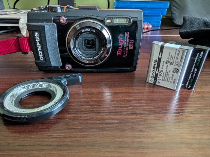 Olympus tg4 Waterproof Camera