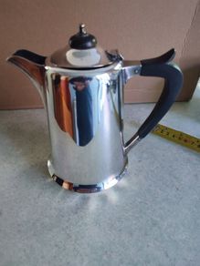 Vintage Silver Plated Coffee Pot / Teapot