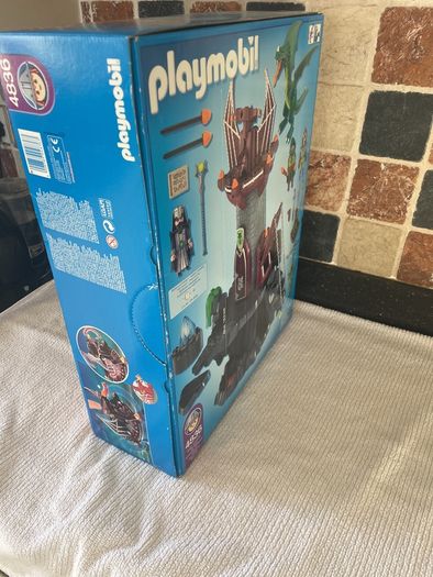 Playmobil retired set 4836 brand new and sealed