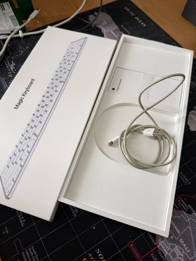 apple magic keyboard with arabic