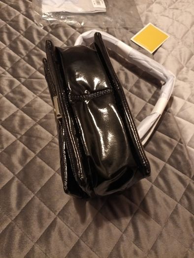 Genuine brand new with tags and packaging michael kors
