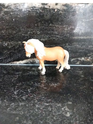 Schleich horses x 11