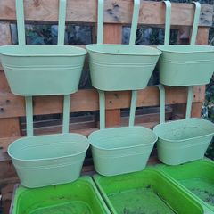 8 Metal planter boxes