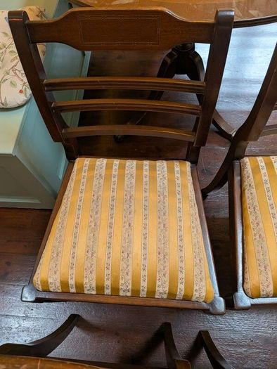 4 Chairs for collection