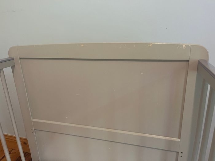 Baby cot bed & toddler bed with mattress