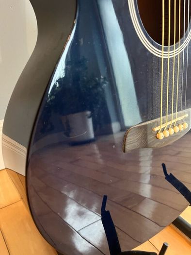 Acoustic guitar
