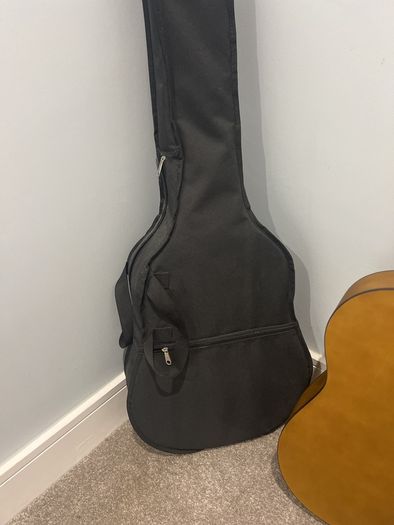 Musicmaker MM Linden 4/4 Size Classical Guitar Pack
