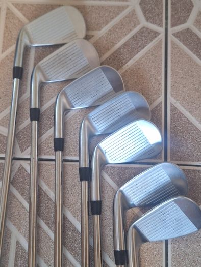 Titleist T100s irons