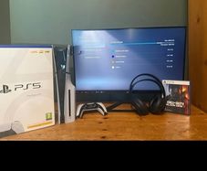 PS5, PlayStation 5 gaming bundle + monitor