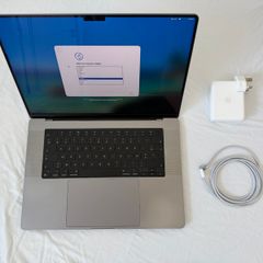 MacBook Pro 16 M1 Pro 10-core CPU 16-core GPU