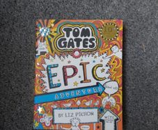 Liz Pichon - Tom Gates Epic Adventure (kind of)