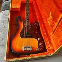 Fender 62' AVRI Precision Bass