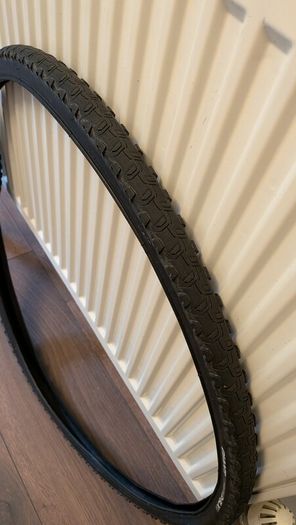Gravel bike tires