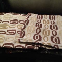 2 cushion cases