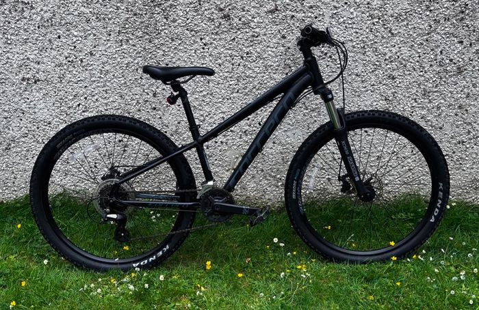 Carrera vengeance 26 + accessories