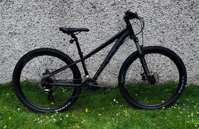 Carrera vengeance 26 + accessories