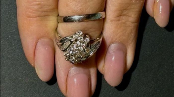 Engagement Ring & Wedding Band