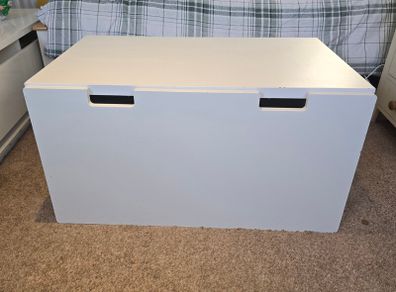 toy box