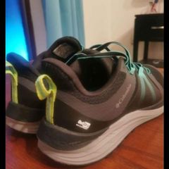 Columbia Escape Pursuit Outdry Waterproof Trail Shoes (Black/Electric Turquoise)
