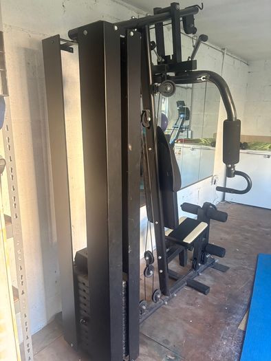 weightlifting/strengthlifting machine