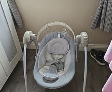 Baby swing