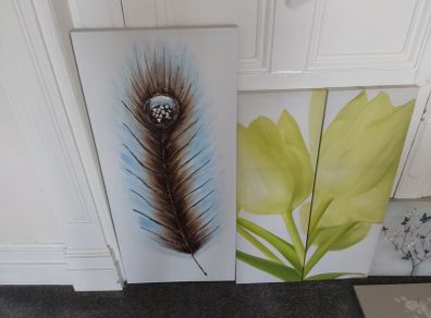 canvases, and pictures. And picture frames.