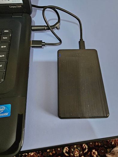 HP Compaq CQ58 Laptop Intel Celeron, 8GB RAM, Samsung 128GB SSD + Extra Storage Toshiba 750GB External USB HDD.