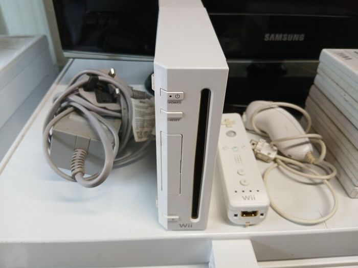 nintendo wii + games