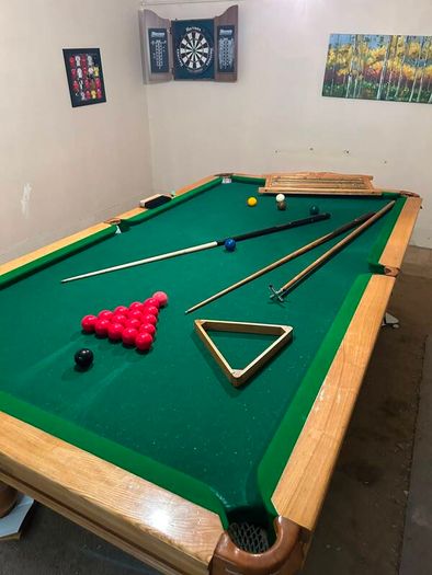 snooker table