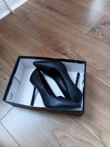 woman's shoes