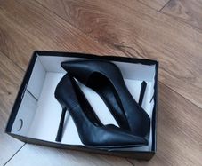 woman's shoes