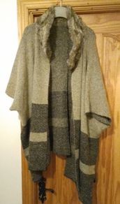 Ladies Shawl/Wrap