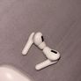 ear buds Image 4