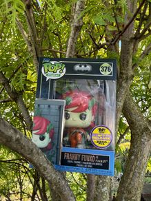 Poison ivy Funko pop limited number NFT