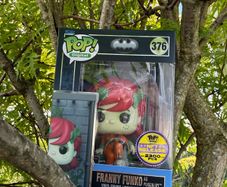Poison ivy Funko pop limited number NFT