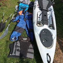 Fishing kayak