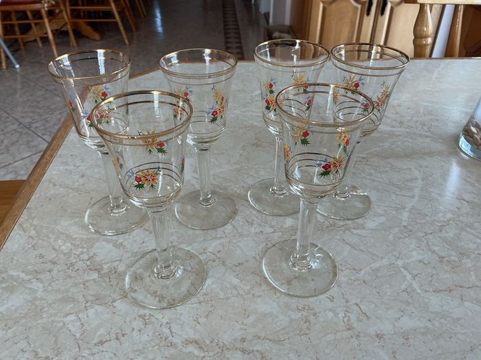 sherry glasses vintage floral design