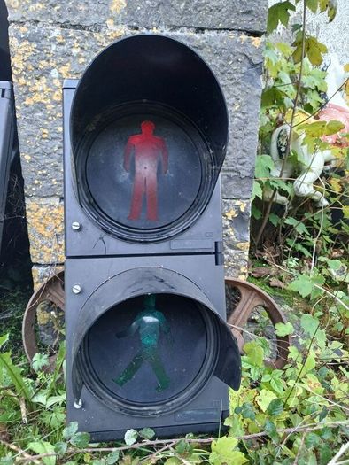 oedestrian crossing light