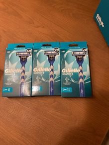 razors