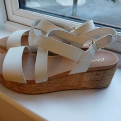 Clarkes sandals size 5.5