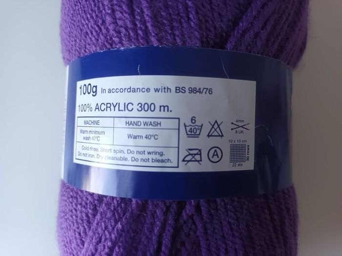 Knitting Yarn - Woolcraft - Double Knitting