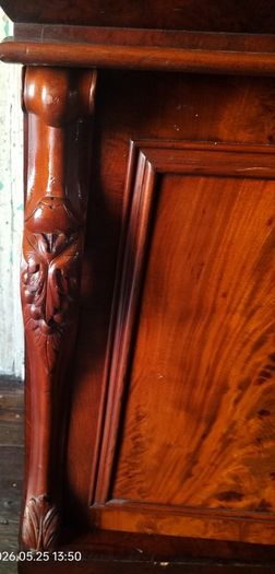 Victorian mahogany antique Bookcase