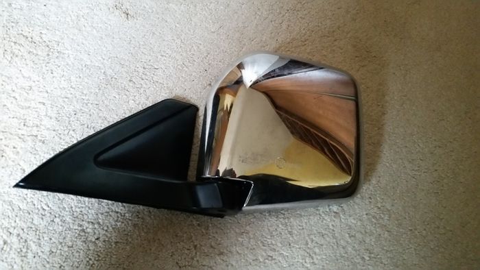 Mitsubishi Padjero Sport LH mirror