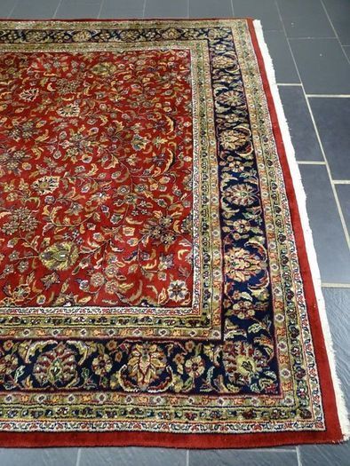 P.ersian Ghoum Rug 340 x 255 cm (GHM)