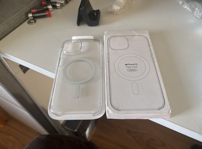 Apple iPhone 15 clear case