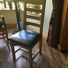 Dining chair