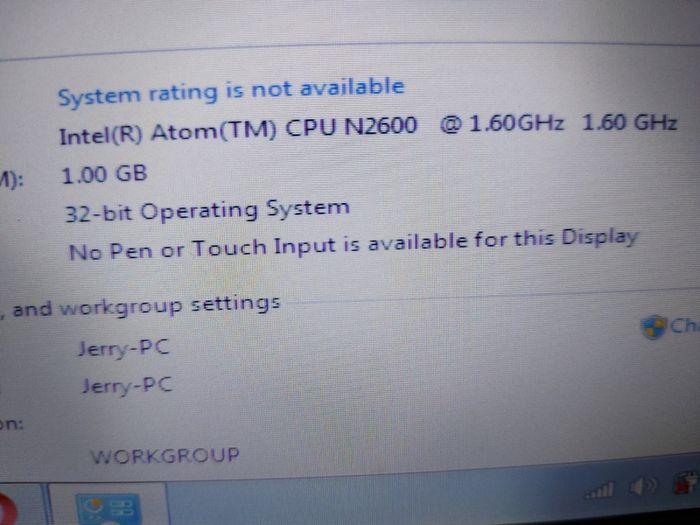 EEPC Seashell Series, Red, Intel Atom CPU N2600, 1.6GHz, 1GB Ram, 320GB HDD, Windows 7 Ultimate, Opera, Chrome