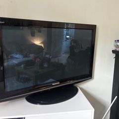 36" inch Panasonic TV
