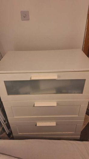 Free: King Size Divan Bed (150x200) + 2 Chests of Drawers - Collection Only