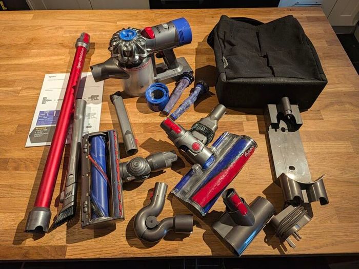 Dyson V8 Auto Clean